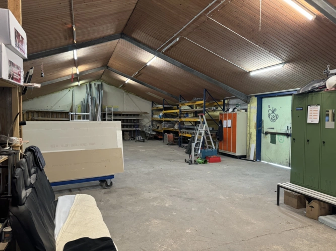 Lagerhalle (5)