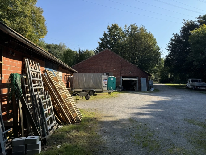 Garagen und Werkstatt (6)